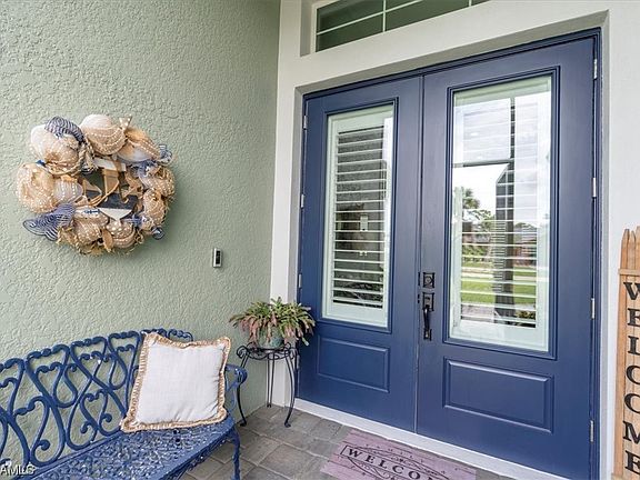 3rd image of 4610 Villa Capri Ln