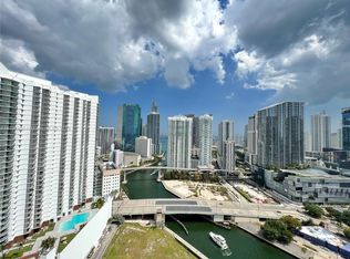 92 SW 3rd St APT 3310, Miami, FL 33130
