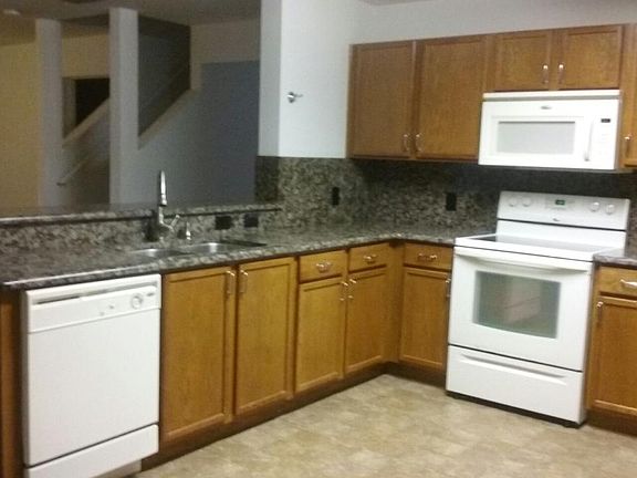 4th image of 621 Flower Fields Ln