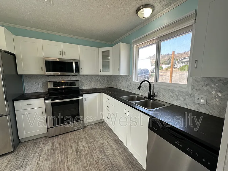 3787A Glenway Rd — Photo 5
