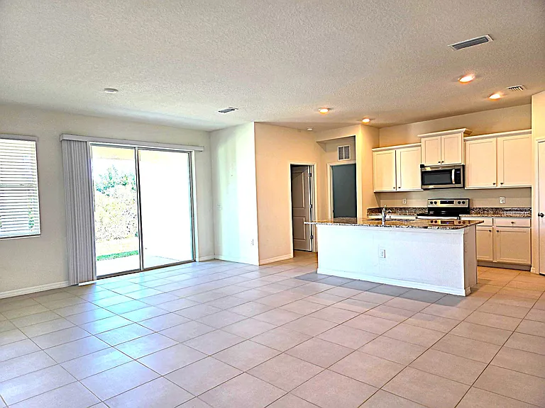 3908 Mossy Limb Ct — Photo 5