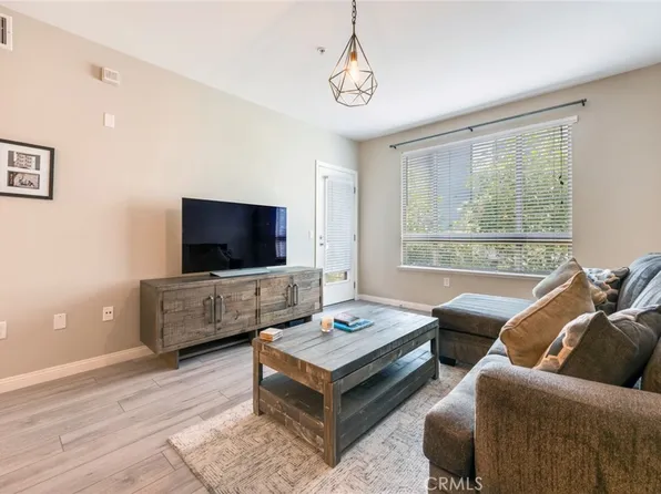 100 S Alameda St Unit 352, Los Angeles, CA 90012