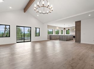 166 Blacktail Loop, Lakeside, MT 59922