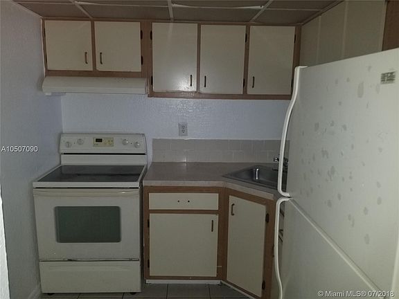 3rd image of 4550 NW 9th St #A306e