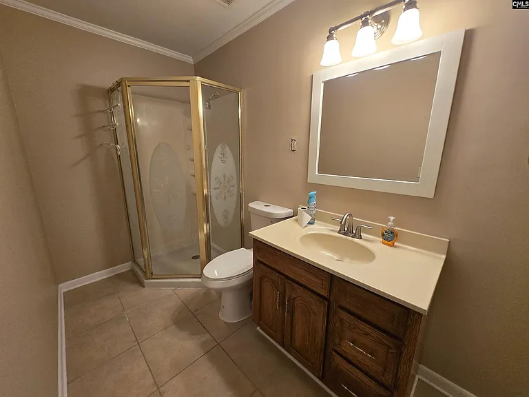 116 Folkstone Rd — Photo 22