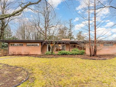 3909 Woodlawn St, Midland, MI, 48640