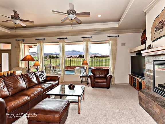 4th image of 796 W North Links Dr