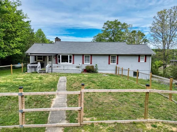 1085 W Jones Creek Rd, Blairsville, GA 30512