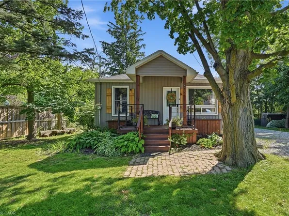 21 Renfrew St E, Haldimand County, ON N3W 1E8