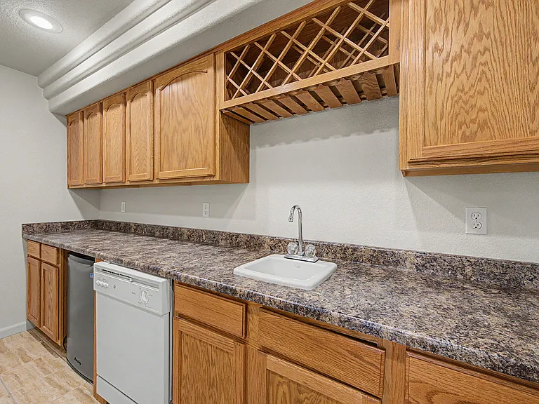 4617 Bridle Pass Dr — Photo 25
