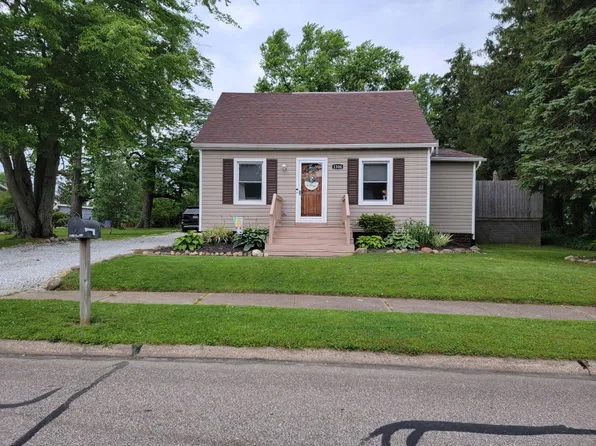 1306 E 41st St, Erie, PA 16504