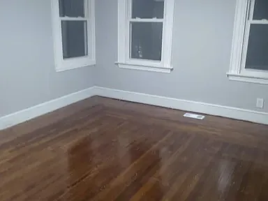 3 bed, 1028 sqft, $1,900 — Photo 4