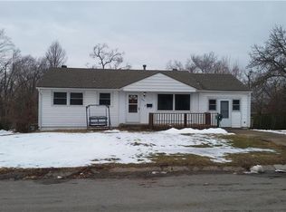 402 Hamilton Ln, Belton, MO 64012