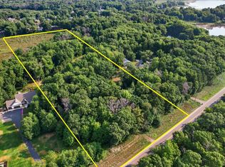 8055 Fawn Lake Dr NE, Stacy, MN 55079