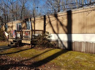 1257 Old Peachtree Rd, Green Bay, VA 23942