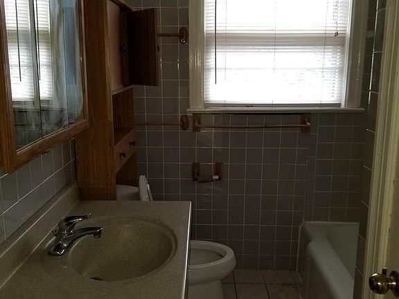 3rd image of 1509 Eagle Ave