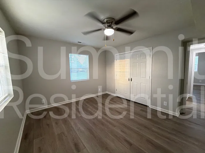 4713 Walnut Grove Ave — Photo 13