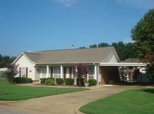 104 Melvina Pl, Prattville, AL 36066
