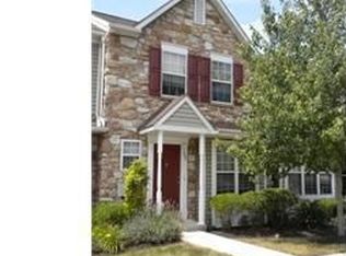 208 Aspen Dr, Royersford, PA 19468