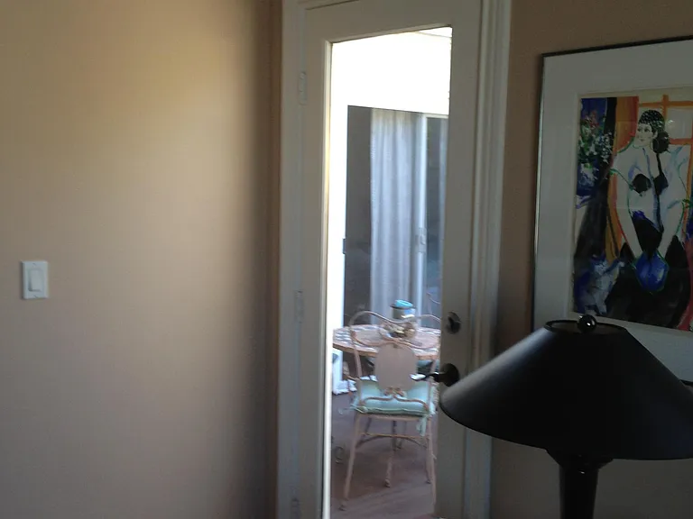 2119 Vanderbilt Ln — Photo 13