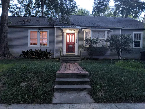 2060 Myrtle Ave Photo 1