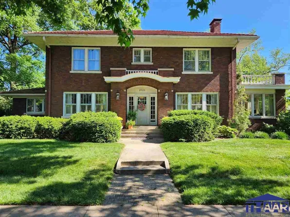 2026 Ohio Blvd, Terre Haute, IN 47803