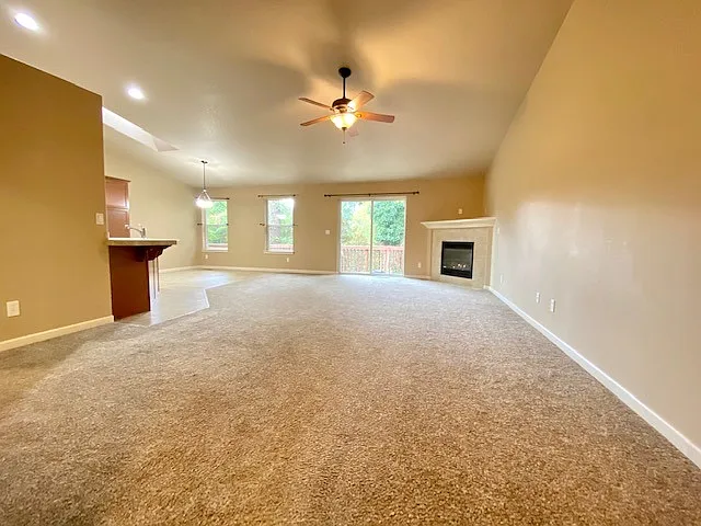 1834 Brookside Ave NW — Photo 2