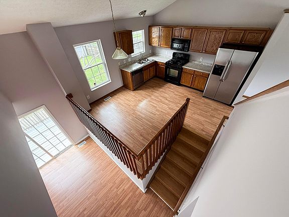 4th image of 181 Barry Knoll Dr