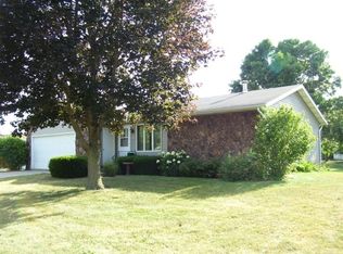 3021 Niesen St, Cross Plains, WI 53528