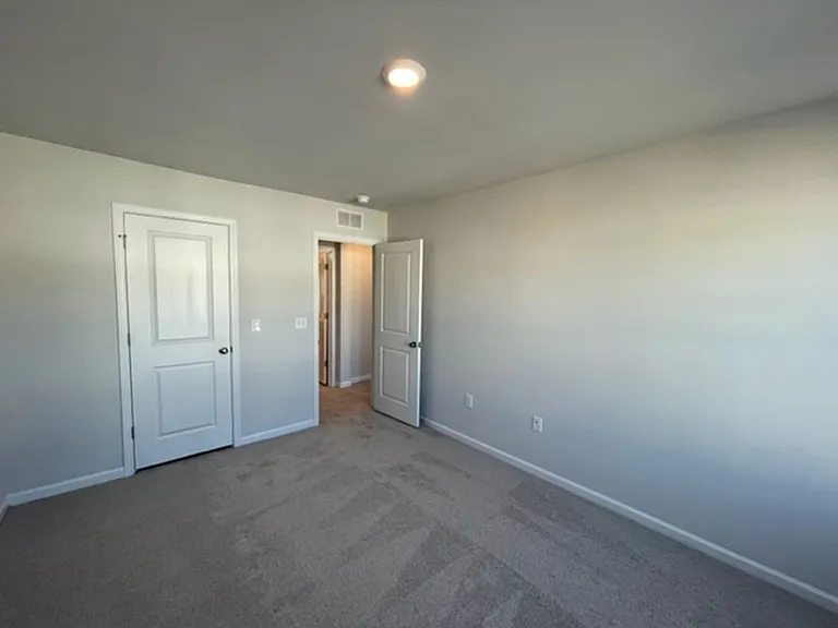 5010 Tura St — Photo 9