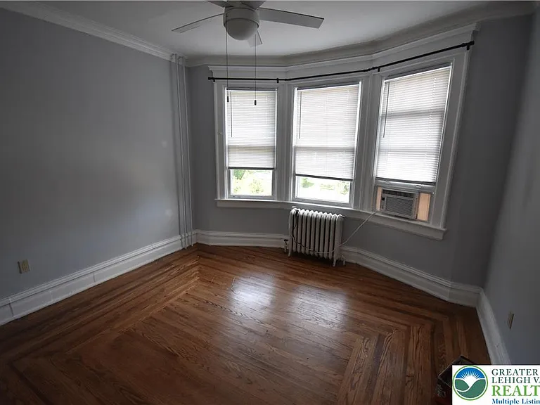 700 Hamilton St #2 — Photo 7