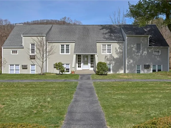 503 Holly Stream Court, Brewster, NY 10509