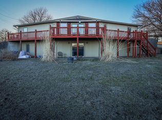 7685 Comanche Rd, Meriden, KS 66512