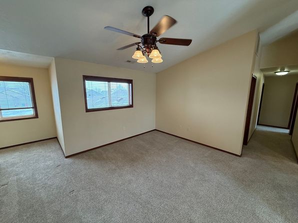 1040 N Main Ave #C
