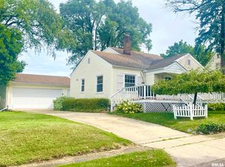 207 North St, Washington, IL 61571