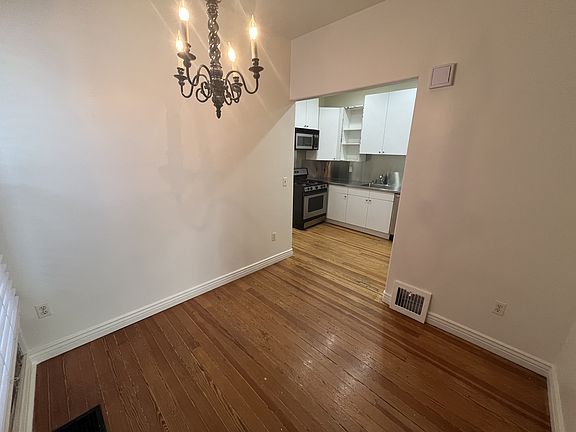 5th image of 44 W Bayaud Ave
