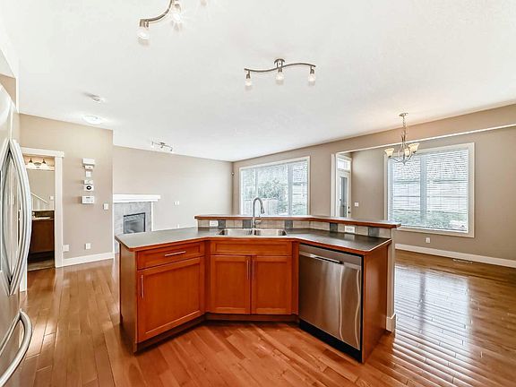5th image of 117 Covebrook Bay NE