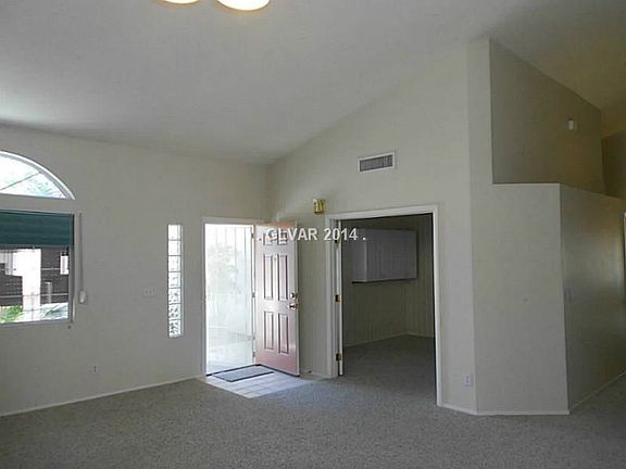 5th image of 106 Aruba Isle Dr