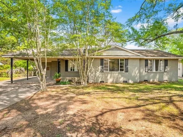 915 Twin Bridges Rd, Alexandria, LA 71303