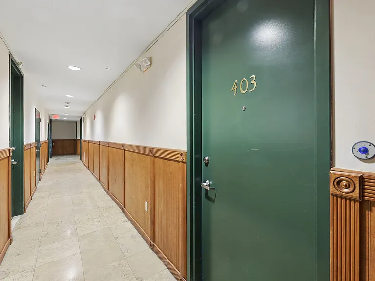399 11th St #403A — Photo 25