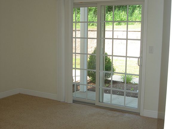 4th image of 1130 Black Diamond Dr APT 7