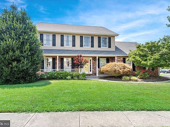4th image of 35 Monticello Dr