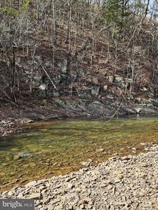 4718 Low Line Rd, Great Cacapon, WV, 25422