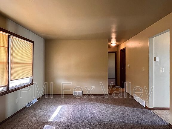3rd image of 831 S Commercial St #831