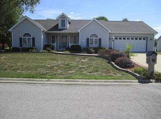 703 Mary Ann Ct, Freeburg, IL 62243