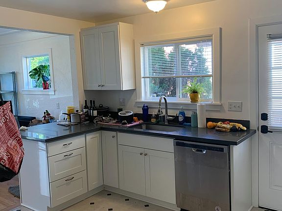 3rd image of 7510 14th Ave NE #A