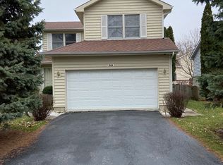804 Grand Blvd, Wauconda, IL