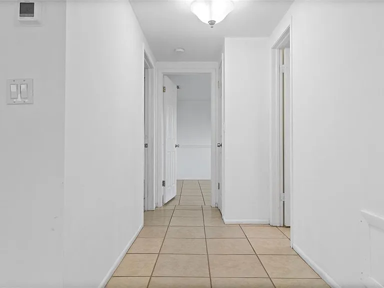 3327 Garfield Dr — Photo 11
