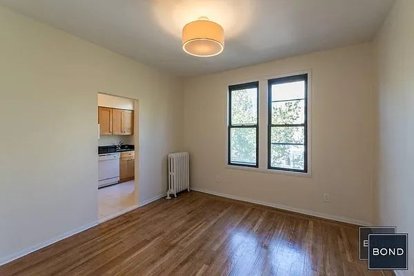 Rented by Bond New York | media 1