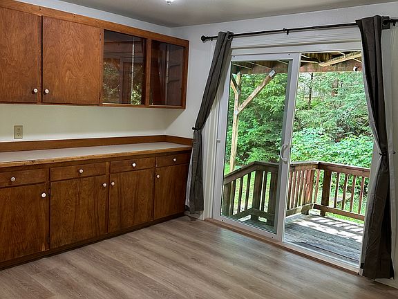 2nd image of 1227 Black Bear Rd #0